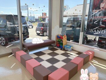 キッズコーナーご用意しています！！